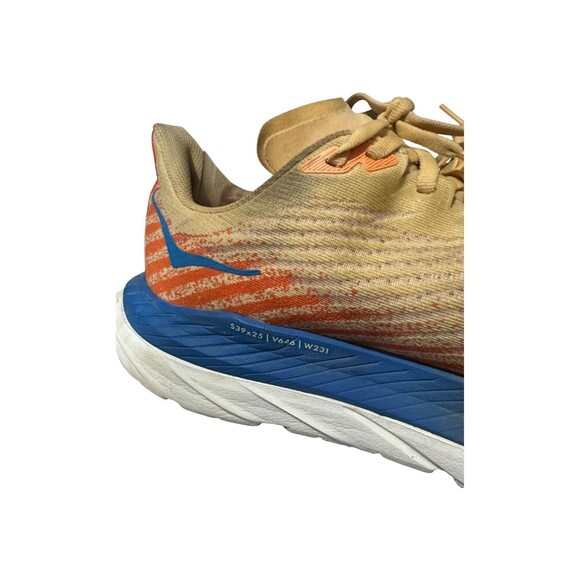 Athletic_Shoes